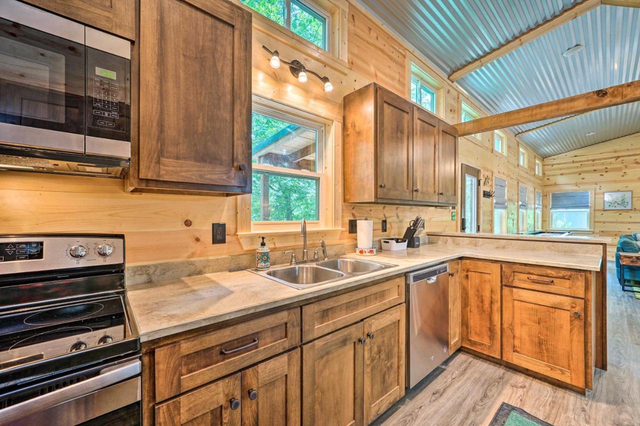 Stylish Cabin By Beavers Bend Hot Tub And Fire Pit Broken Bow Εξωτερικό φωτογραφία